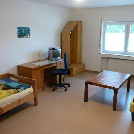 Apartment Monteurwohnung Eichenpark Pottum