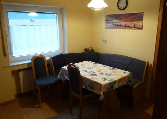 شقة Monteurwohnung Eichenpark